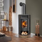 Oranier Polar Neo Eck Kaminofen Stahl Schwarz / Keramik Namib – Bild 5